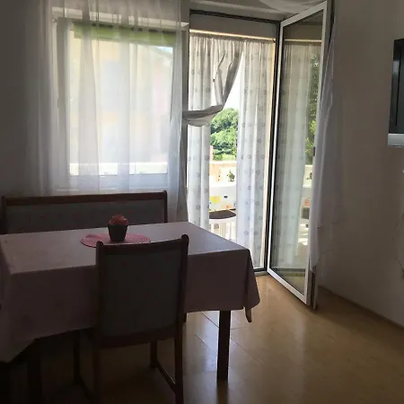 Basic Apartment
